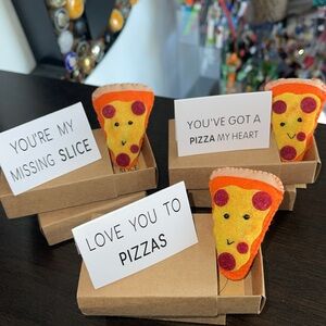 A Little Pocket Hug Card With A Pizza Doll, Various Sayings, STOCKINGS STUFFER